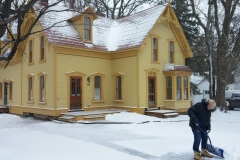 Daytime-View-Chris-Shoveling-All-Decks-Completed-12JAN2020