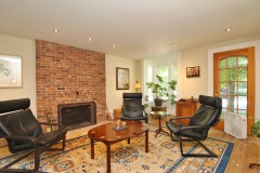 Upgraded-Living-Room-Pot-Lights-Front-Doors-Front-View-8DEC19